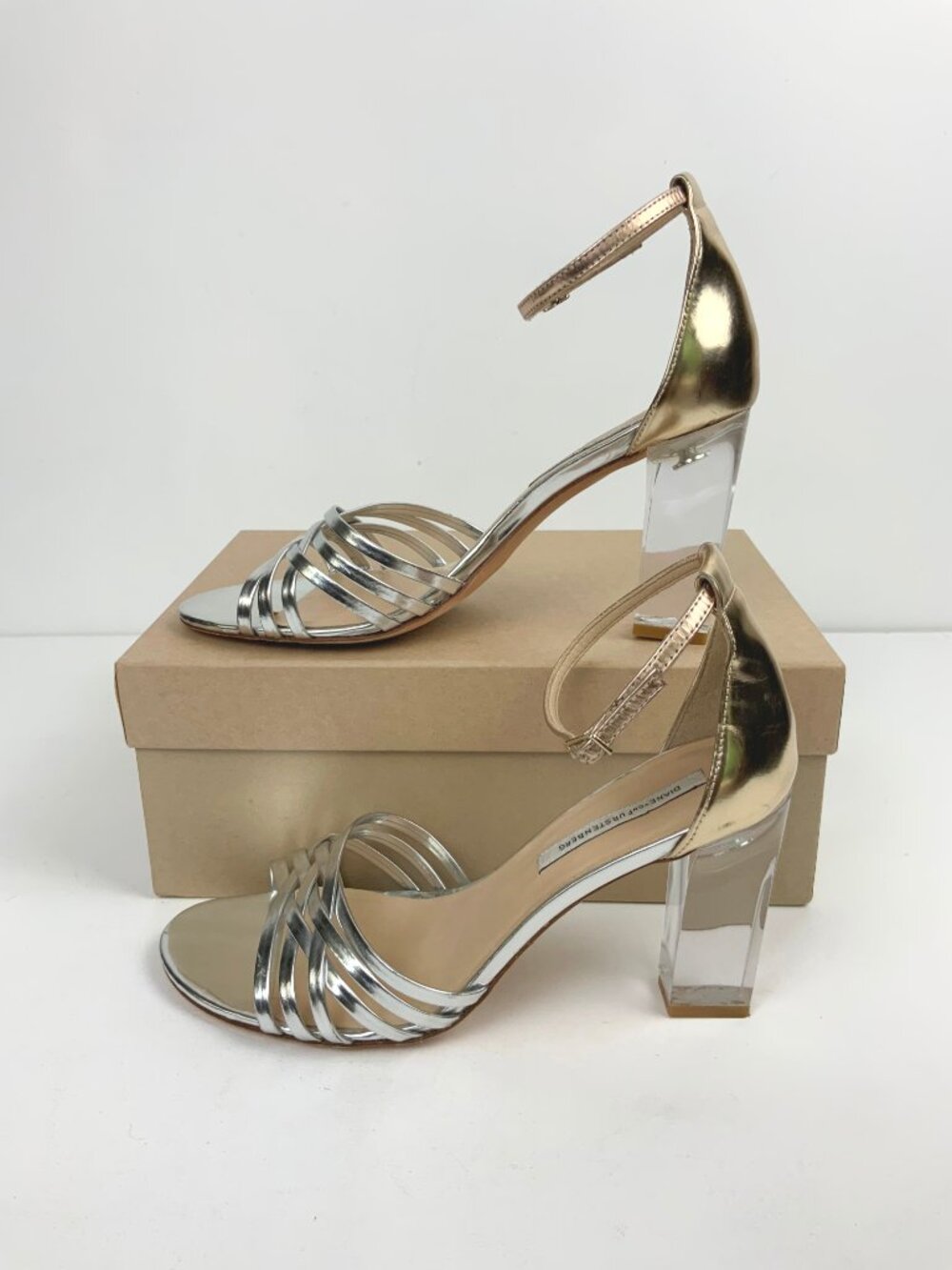 Diane von Furstenberg Ibiza Clear Heeled Strappy Metallic Silver Sandals Sz 9.5M - Picture 4 of 15